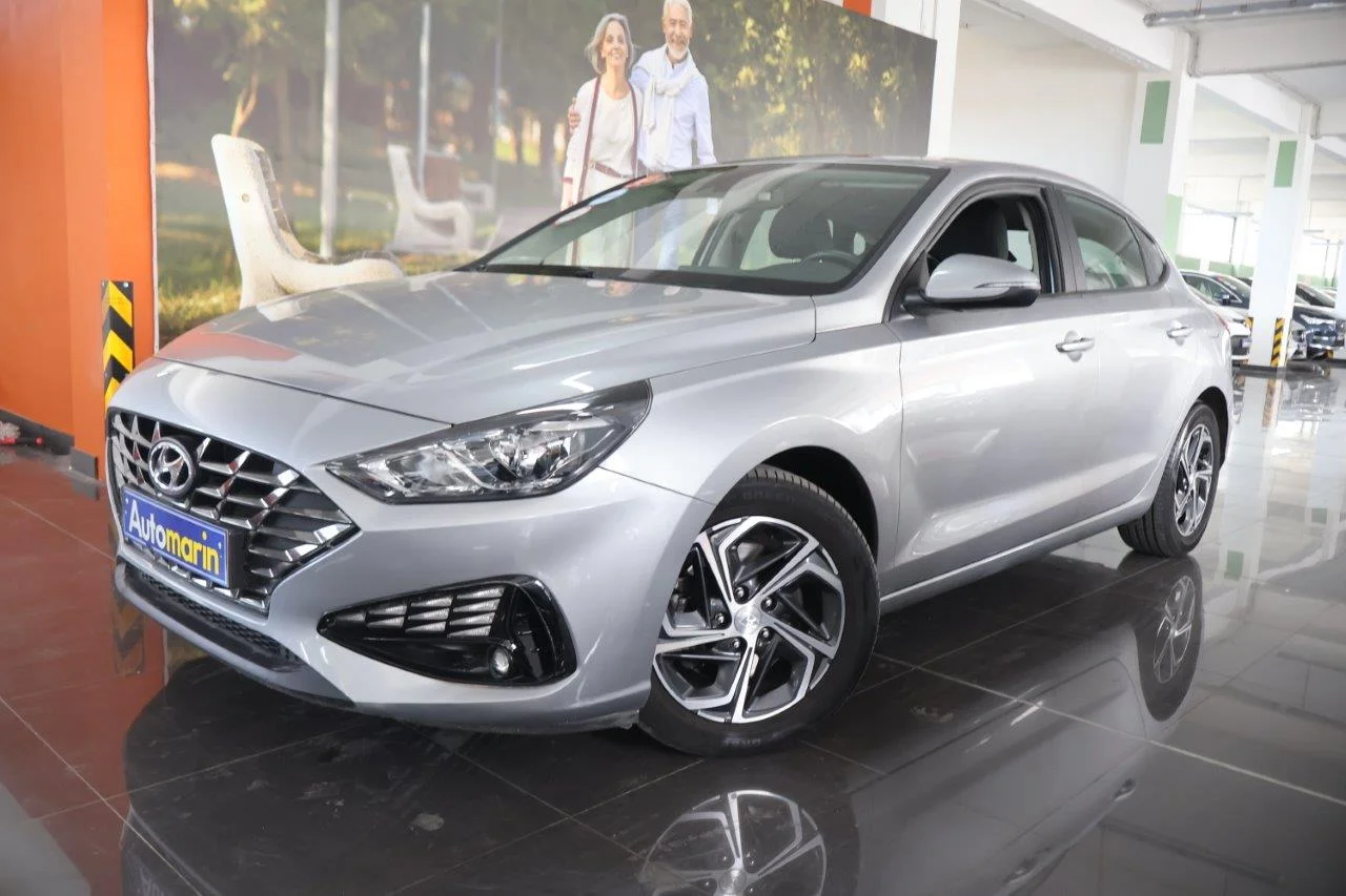 View 1 - Hyundai i 30 - 2022