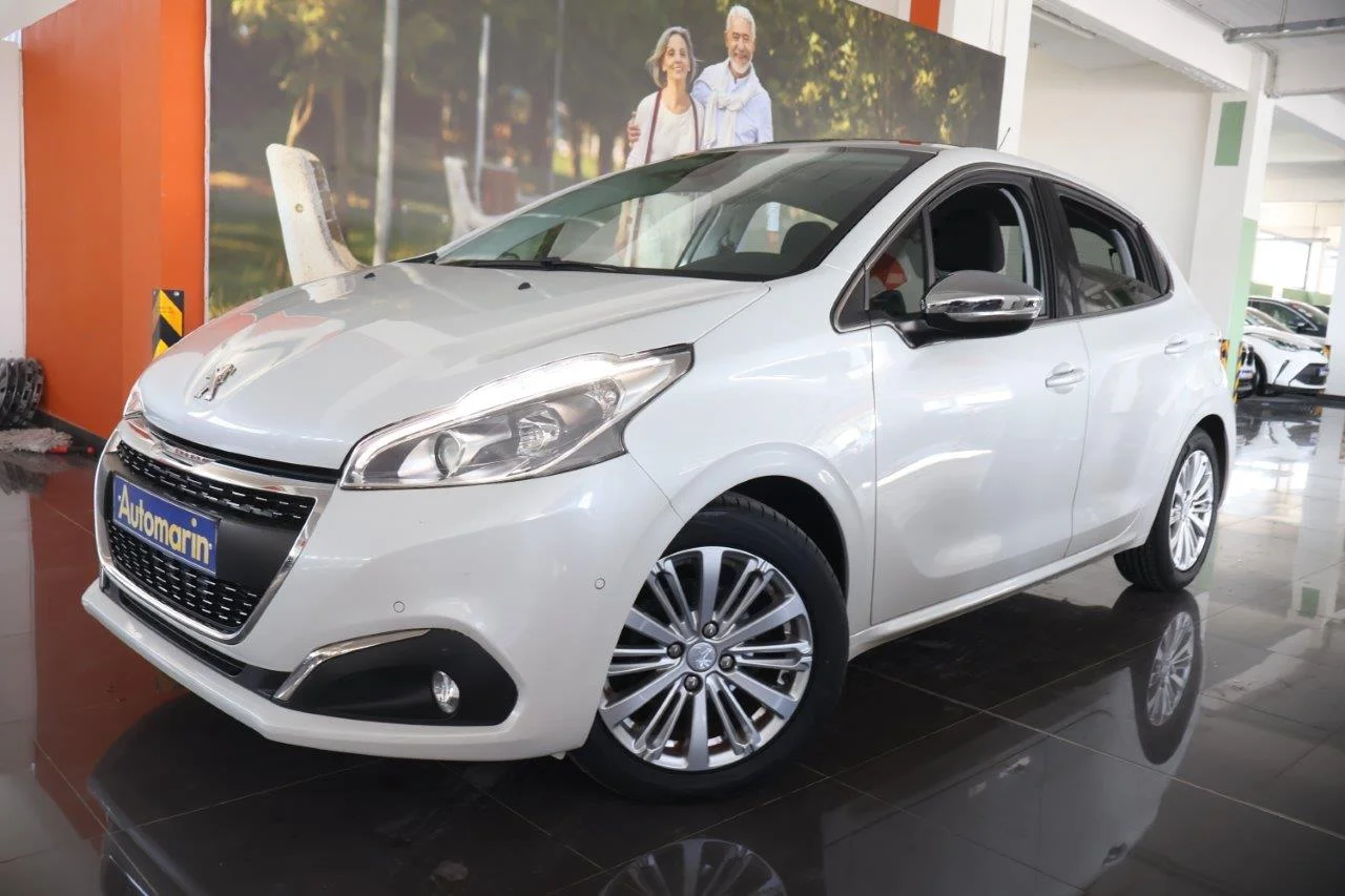 View 1 - Peugeot 208 - 2019