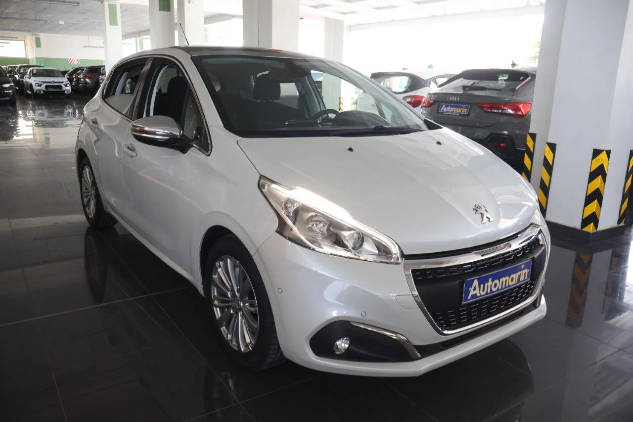View 4 - Peugeot 208 - 2019