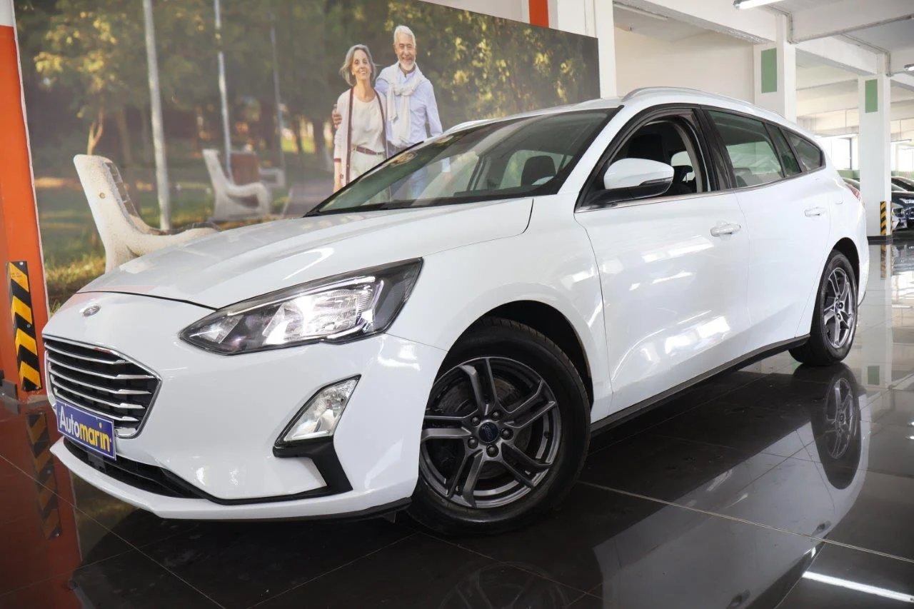 View 1 - Ford Focus - 2020