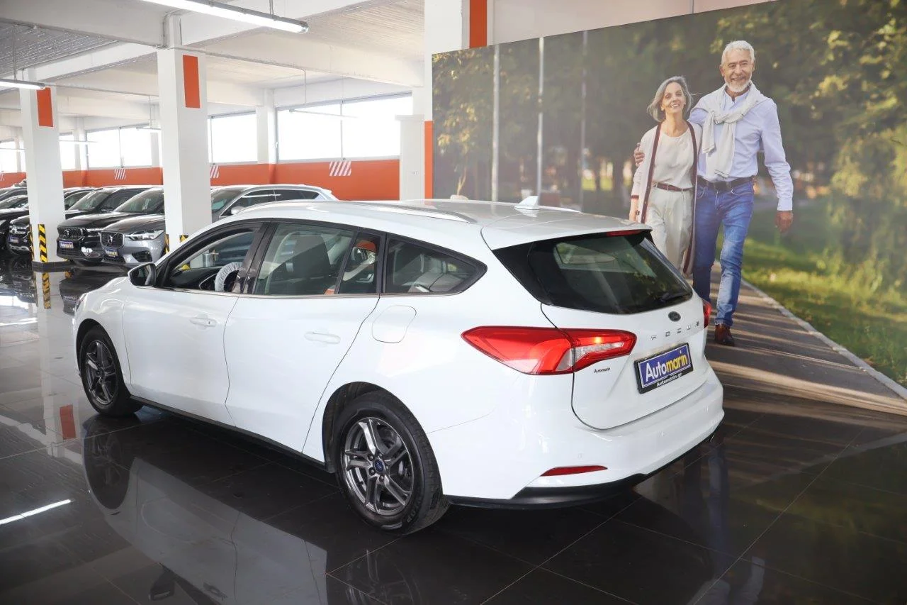 Ford Focus - View model 6