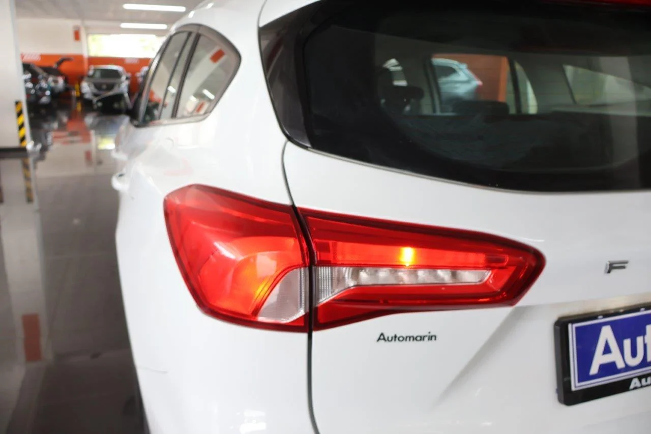 Ford Focus - View model 13