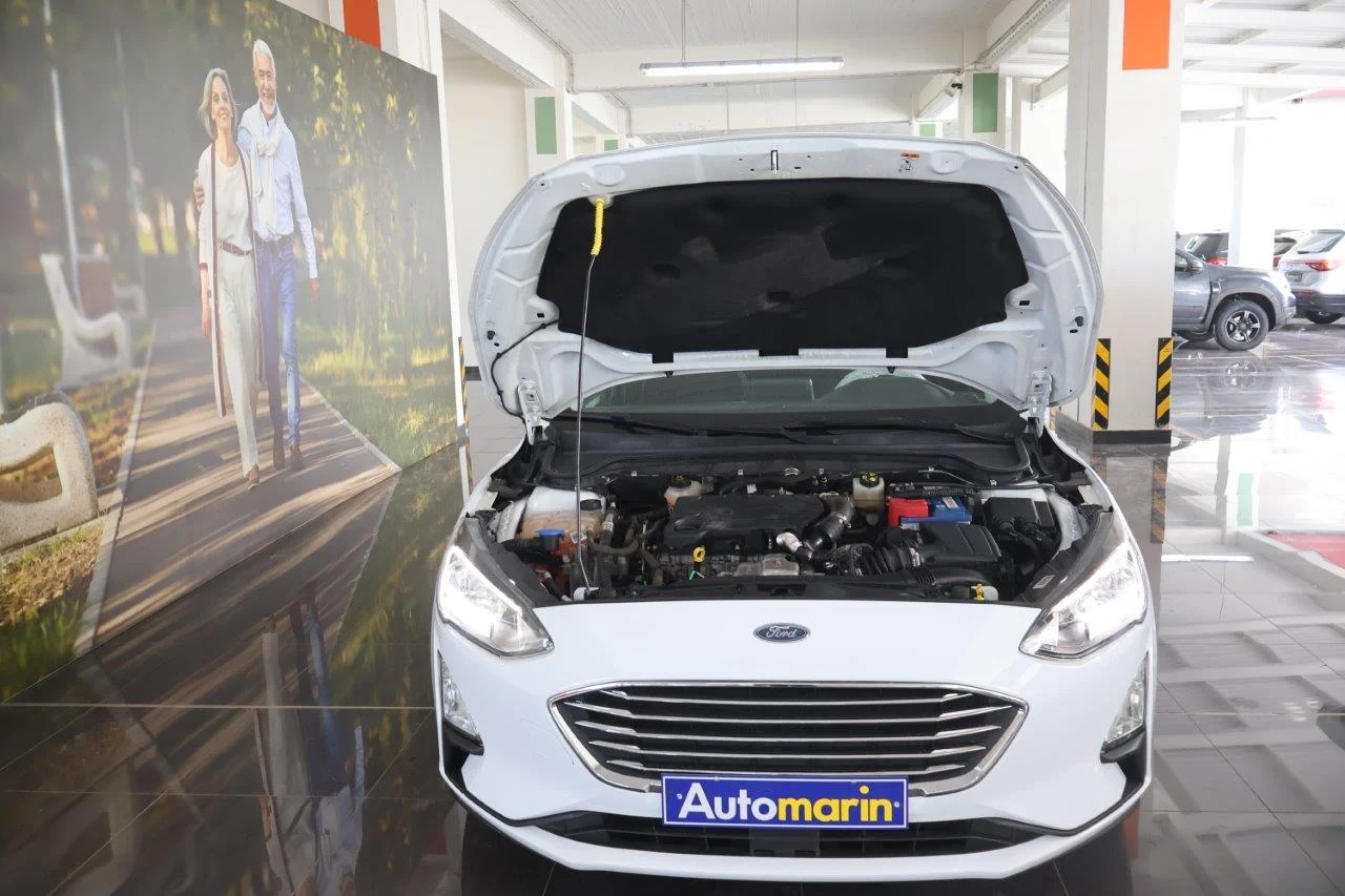 Ford Focus - View model 21