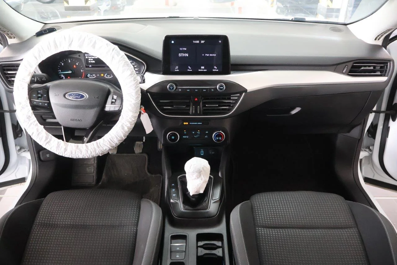 Ford Focus - View model 23