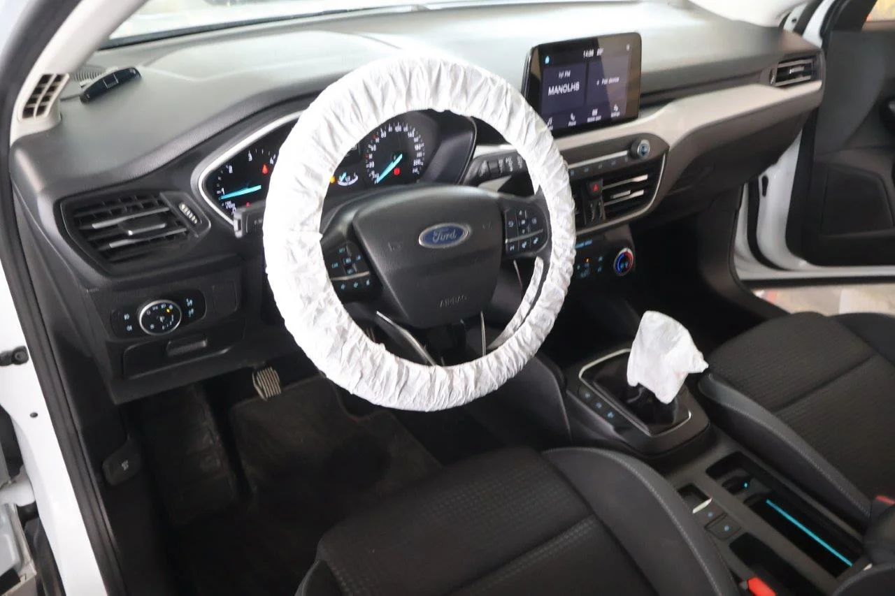 Ford Focus - View model 24