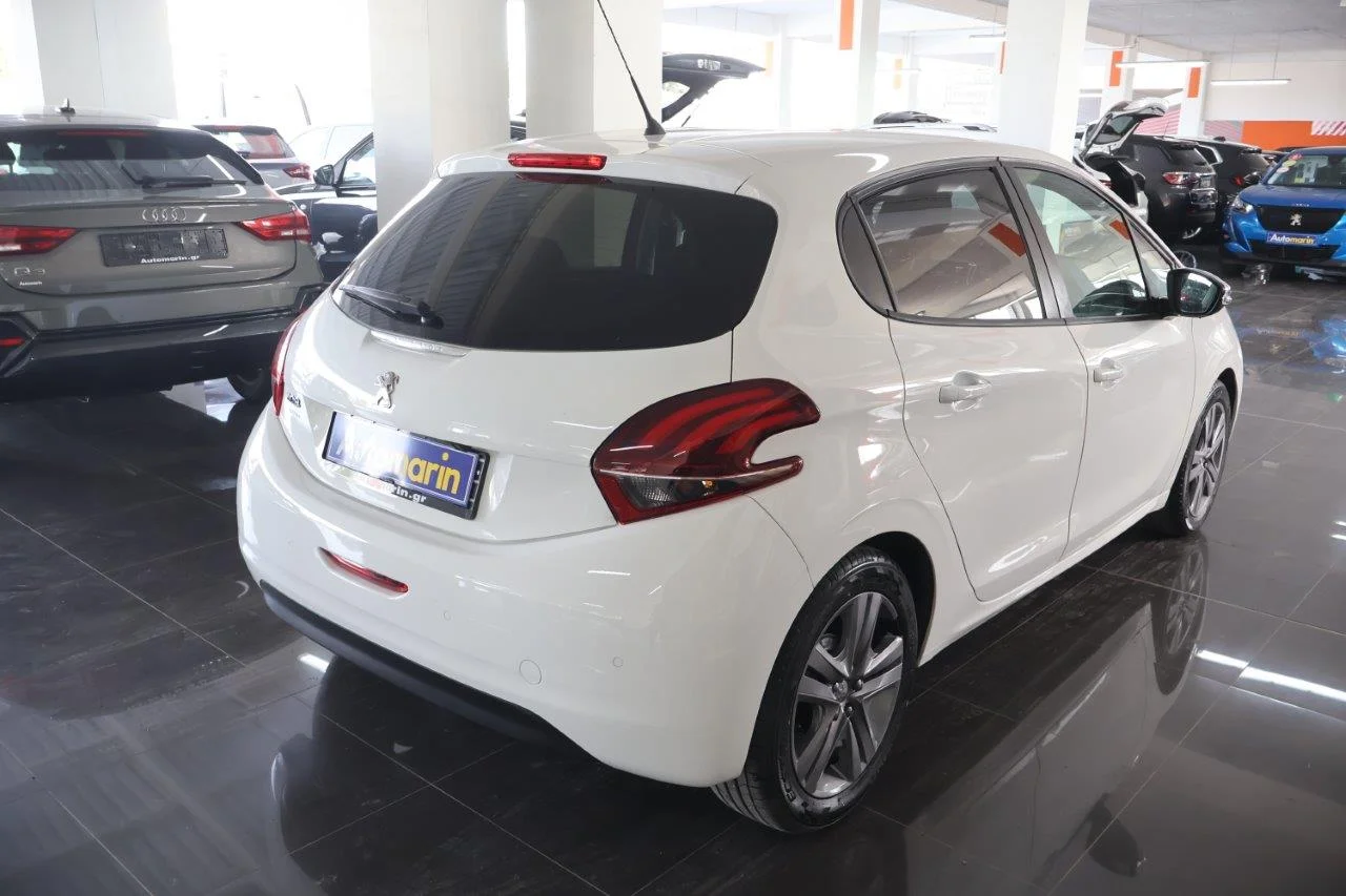 View 5 - Peugeot 208 - 2018
