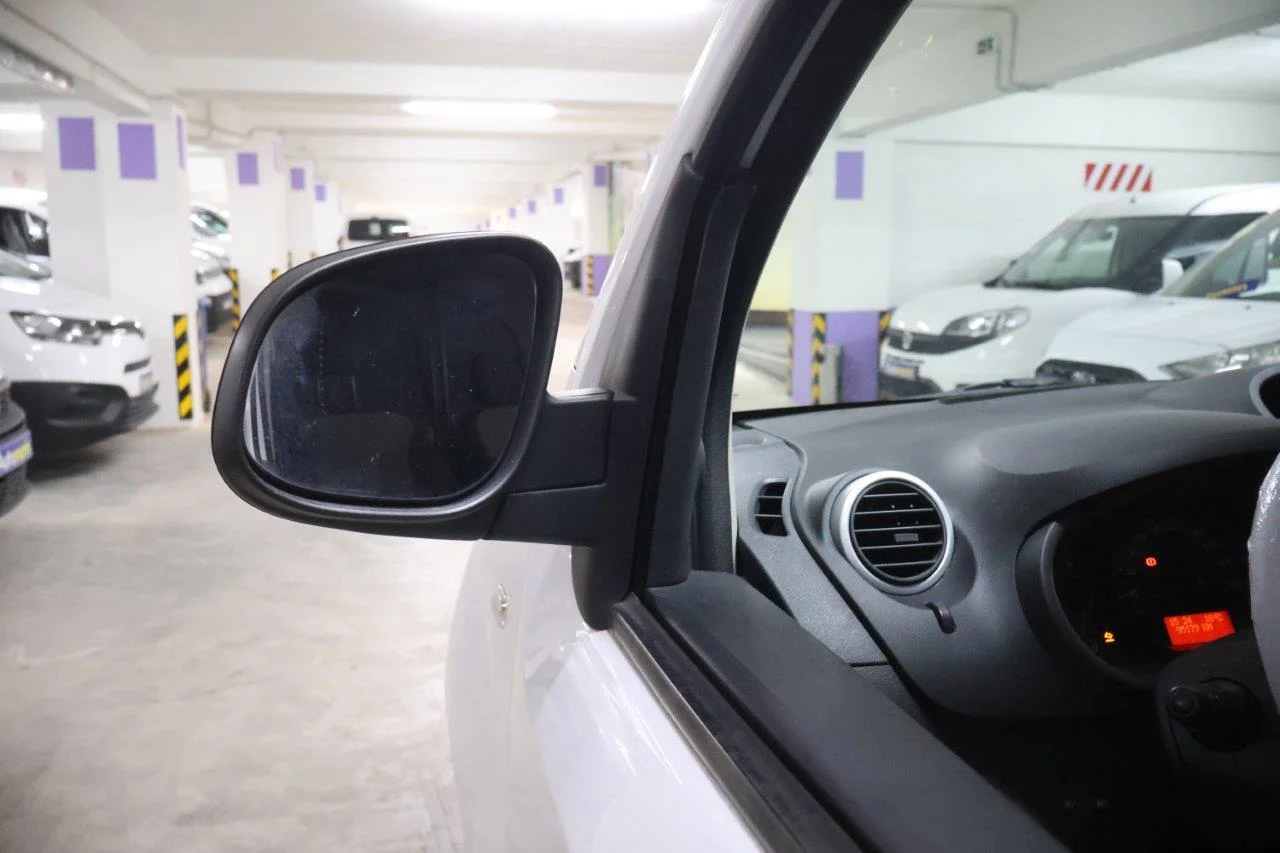Renault Kangoo - View model 23