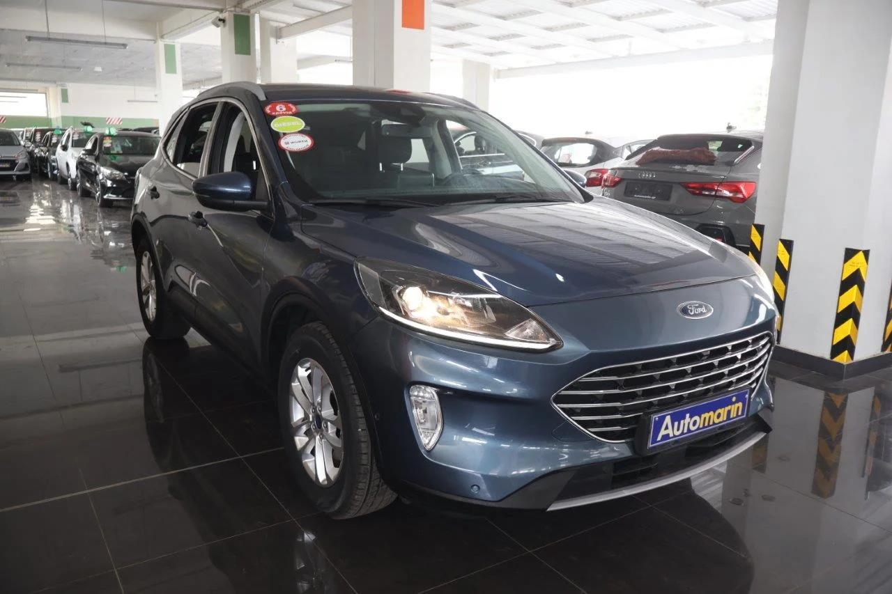 View 4 - Ford Kuga - 2020