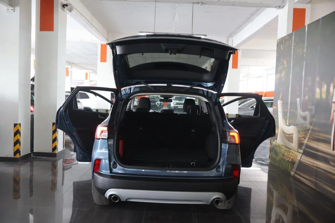 Ford Kuga - View model 8