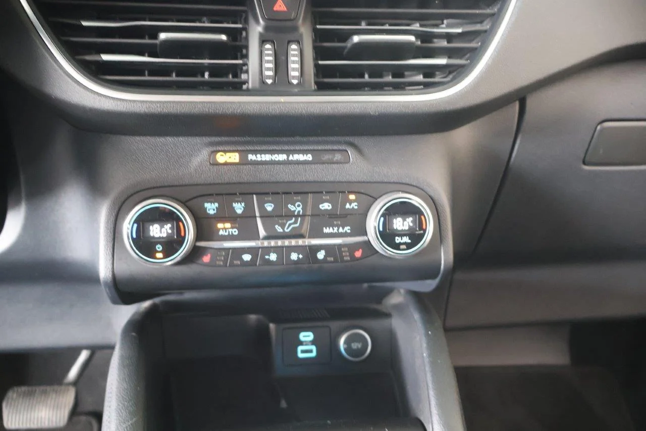 Ford Kuga - View model 34