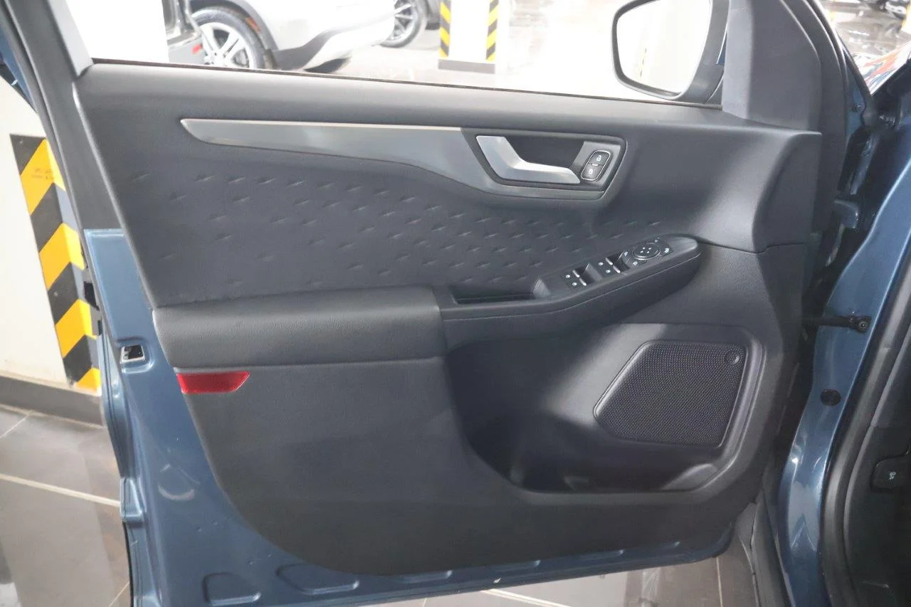 Ford Kuga - View model 36