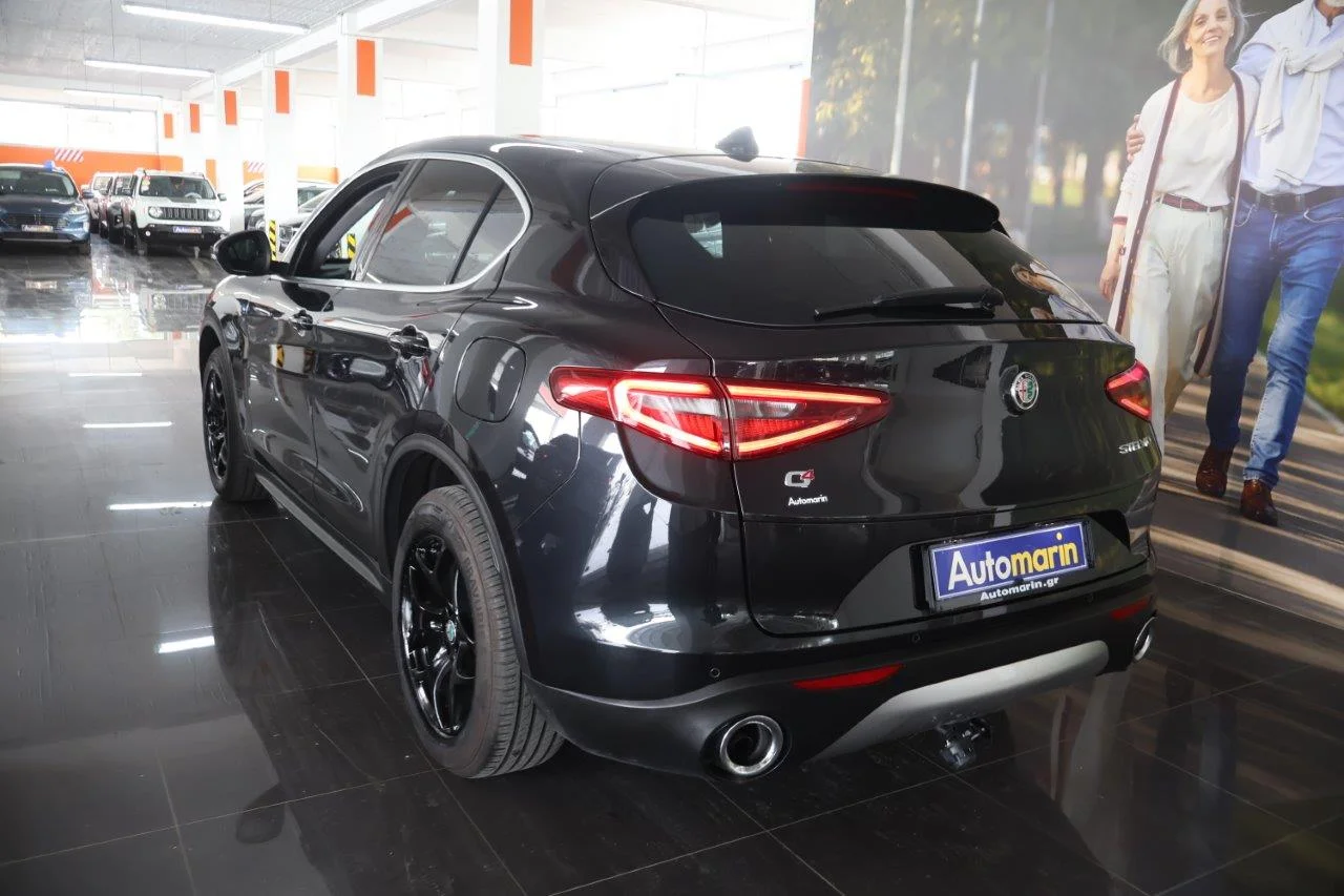 Alfa Romeo Stelvio - View model 6