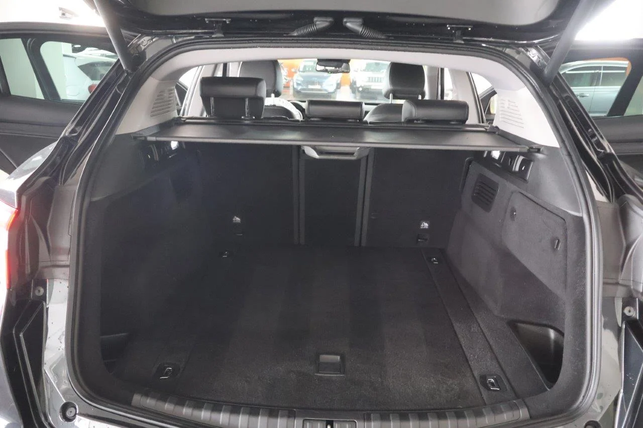 Alfa Romeo Stelvio - View model 10