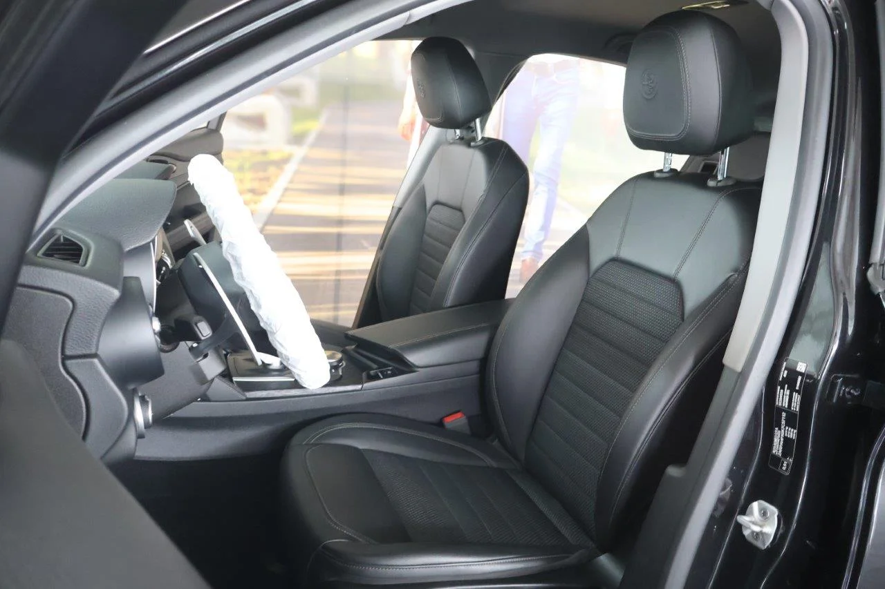 Alfa Romeo Stelvio - View model 23
