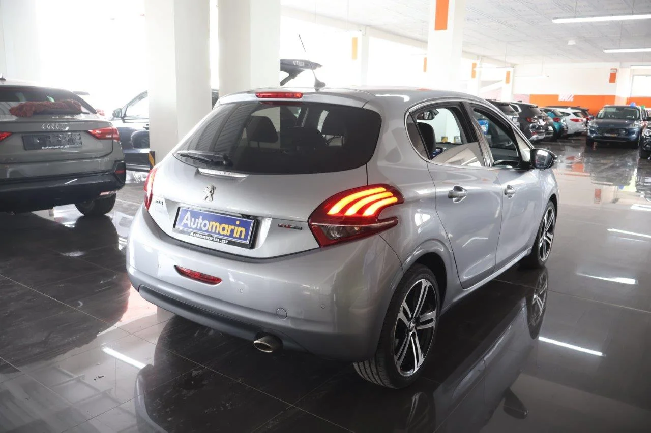 View 5 - Peugeot 208 - 2019