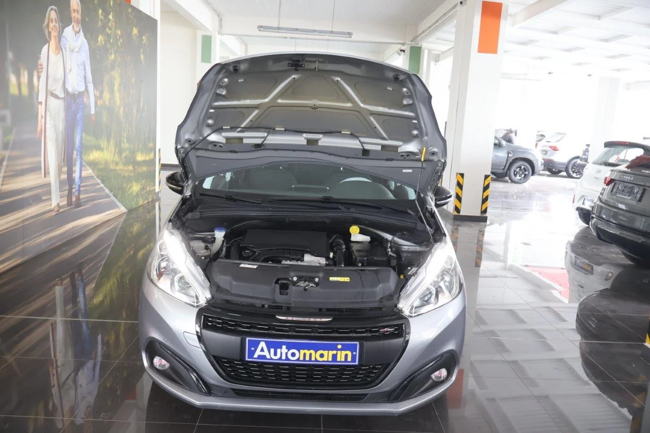 Peugeot 208 - View model 18