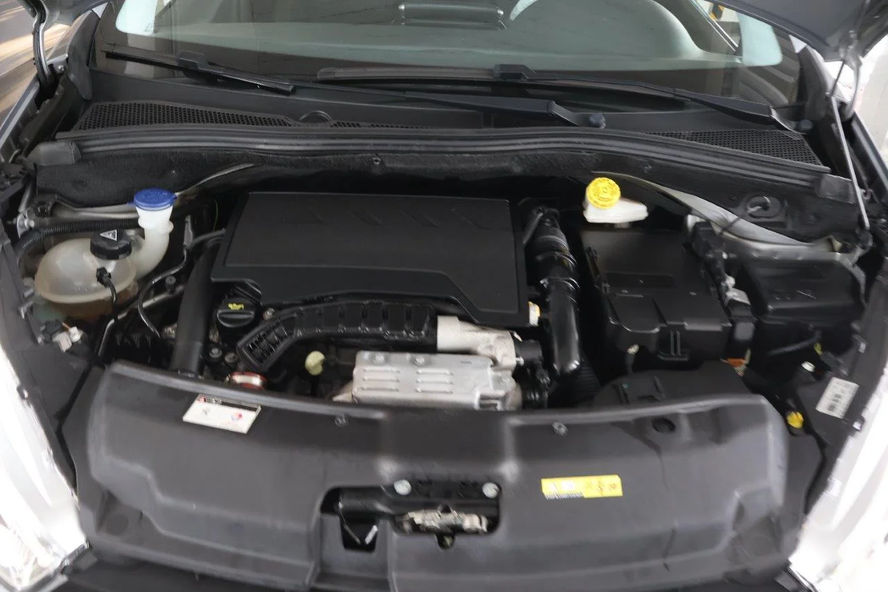 Peugeot 208 - View model 19