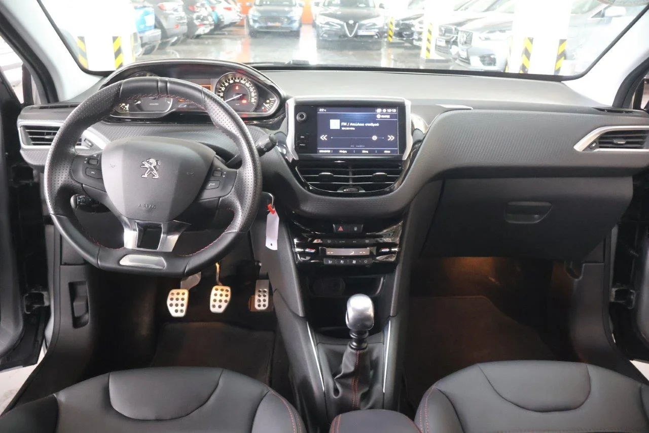 Peugeot 208 - View model 20