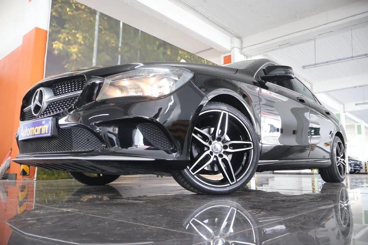 View 2 - Mercedes-Benz CLA 180 - 2016