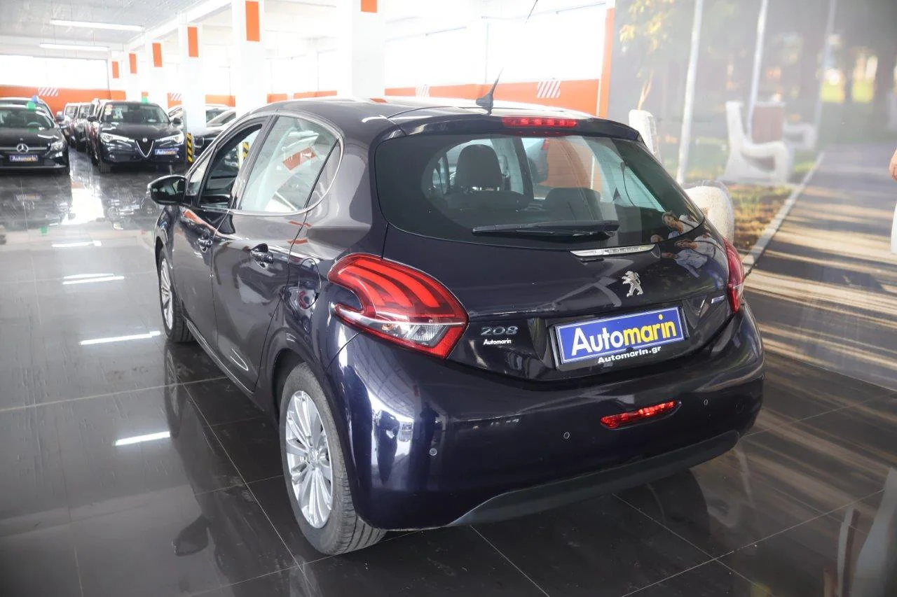 Peugeot 208 - View model 6