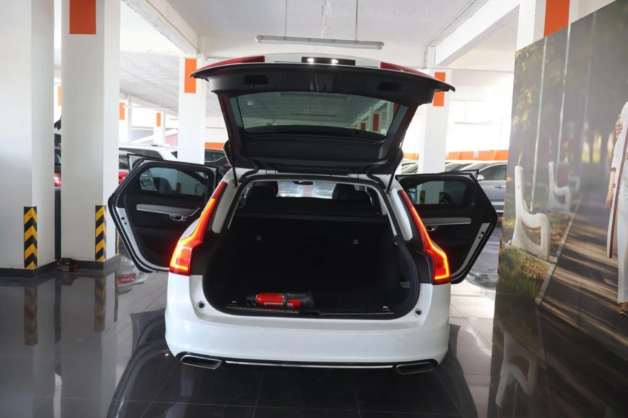 Volvo V90 - View model 8