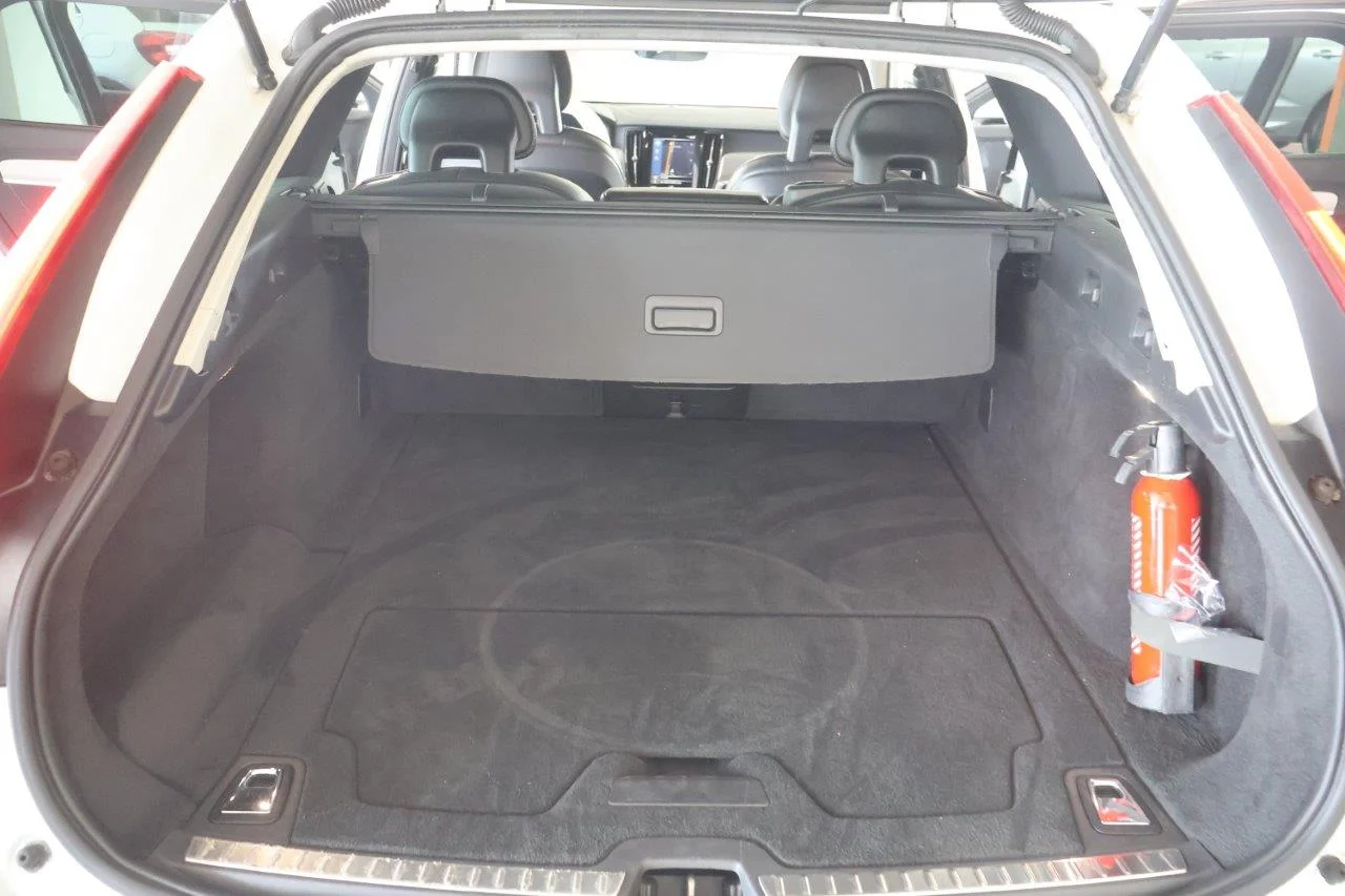 Volvo V90 - View model 10
