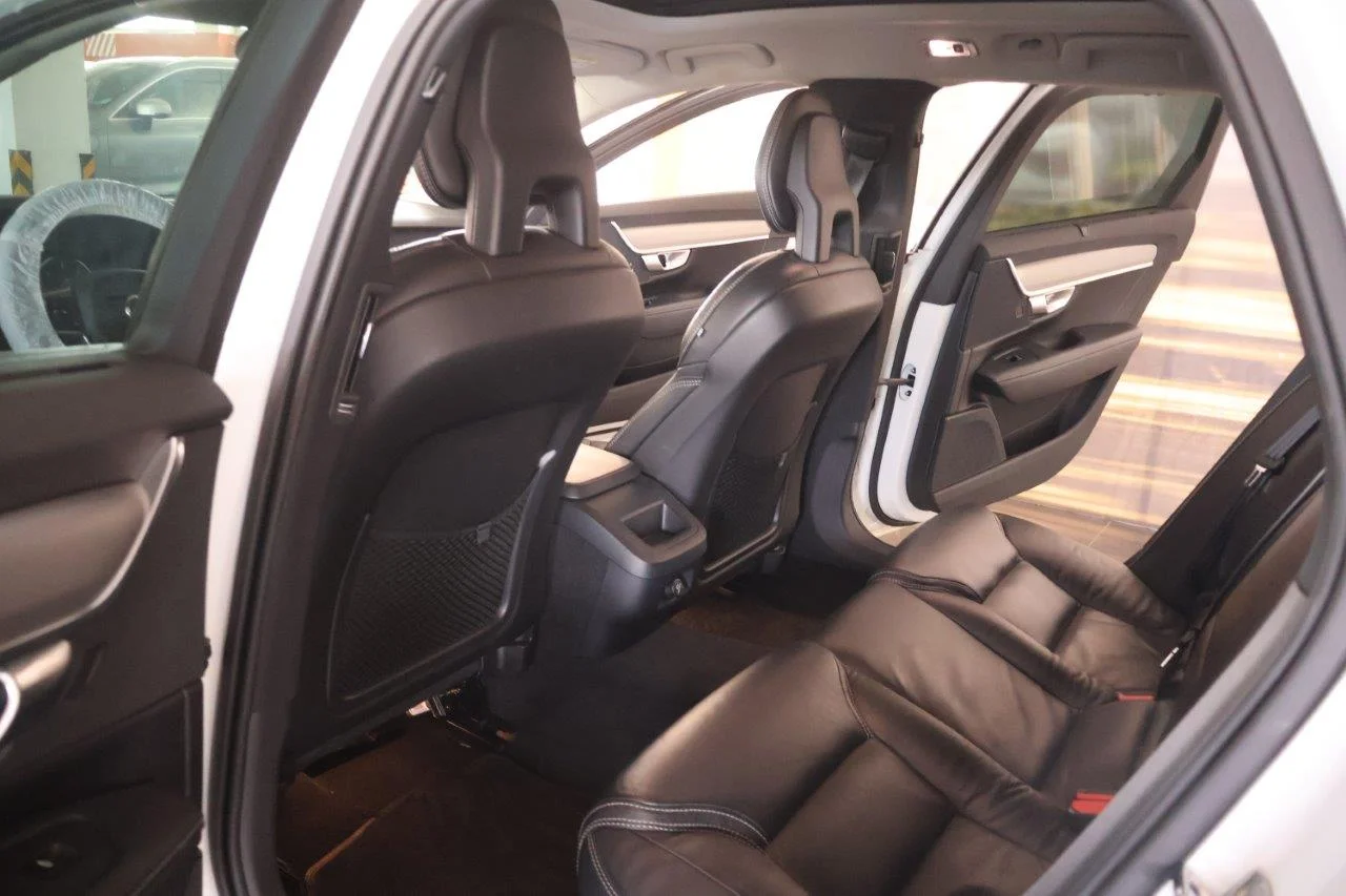 Volvo V90 - View model 25
