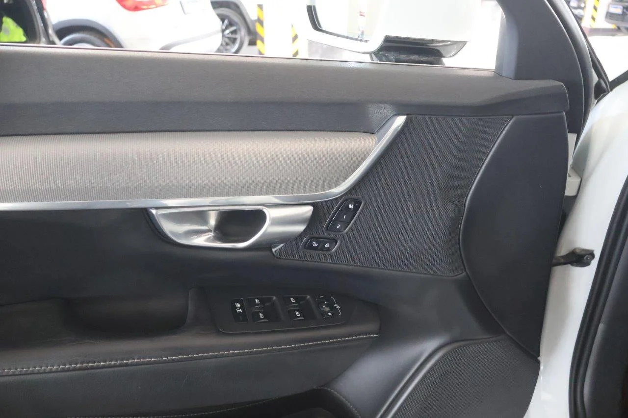 Volvo V90 - View model 36
