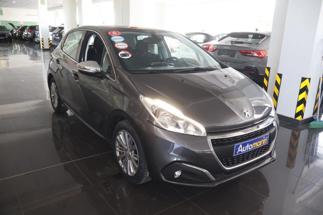 View 4 - Peugeot 208 - 2018
