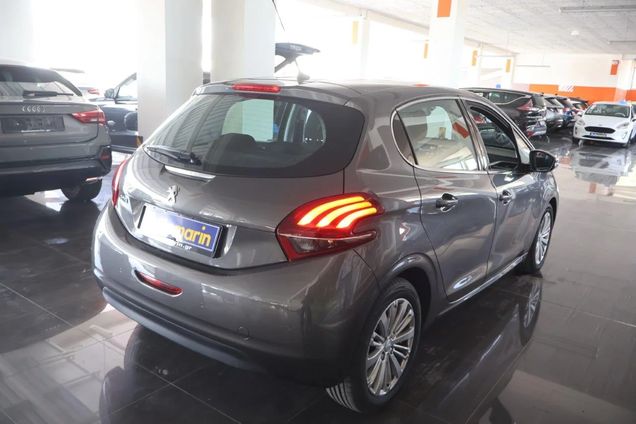 View 5 - Peugeot 208 - 2018