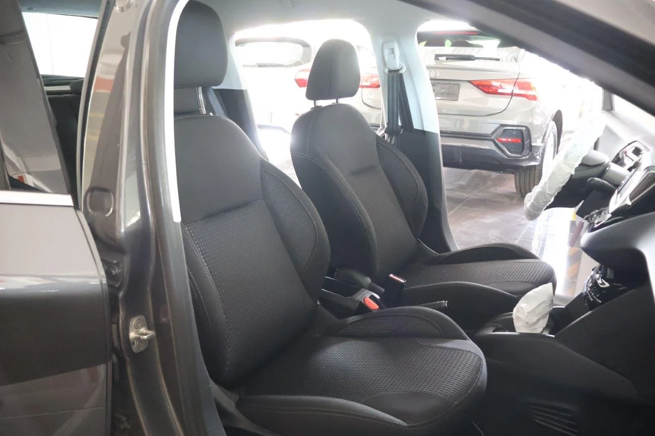 Peugeot 208 - View model 23