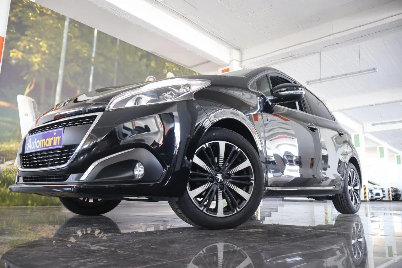View 2 - Peugeot 208 - 2019