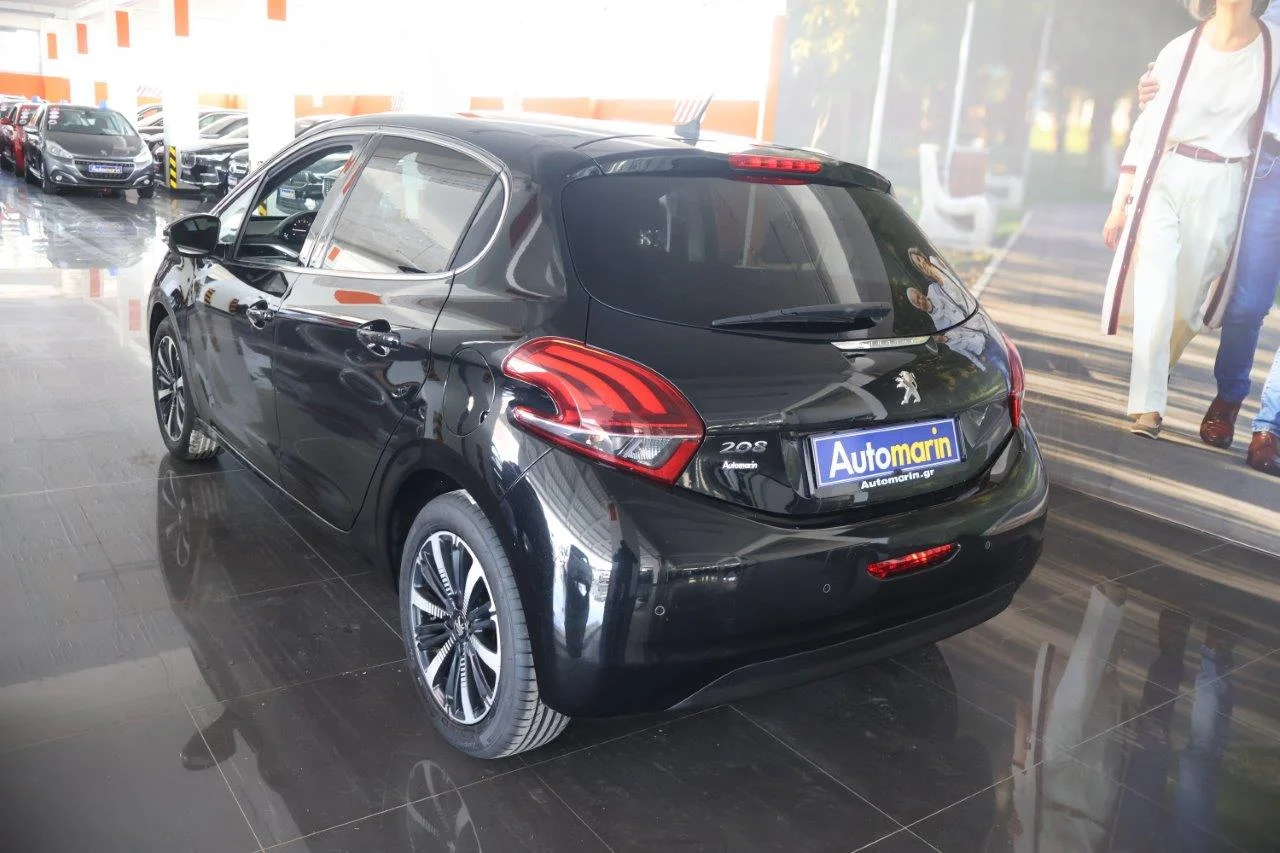 Peugeot 208 - View model 6