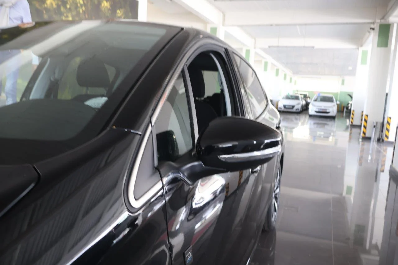 Peugeot 208 - View model 14