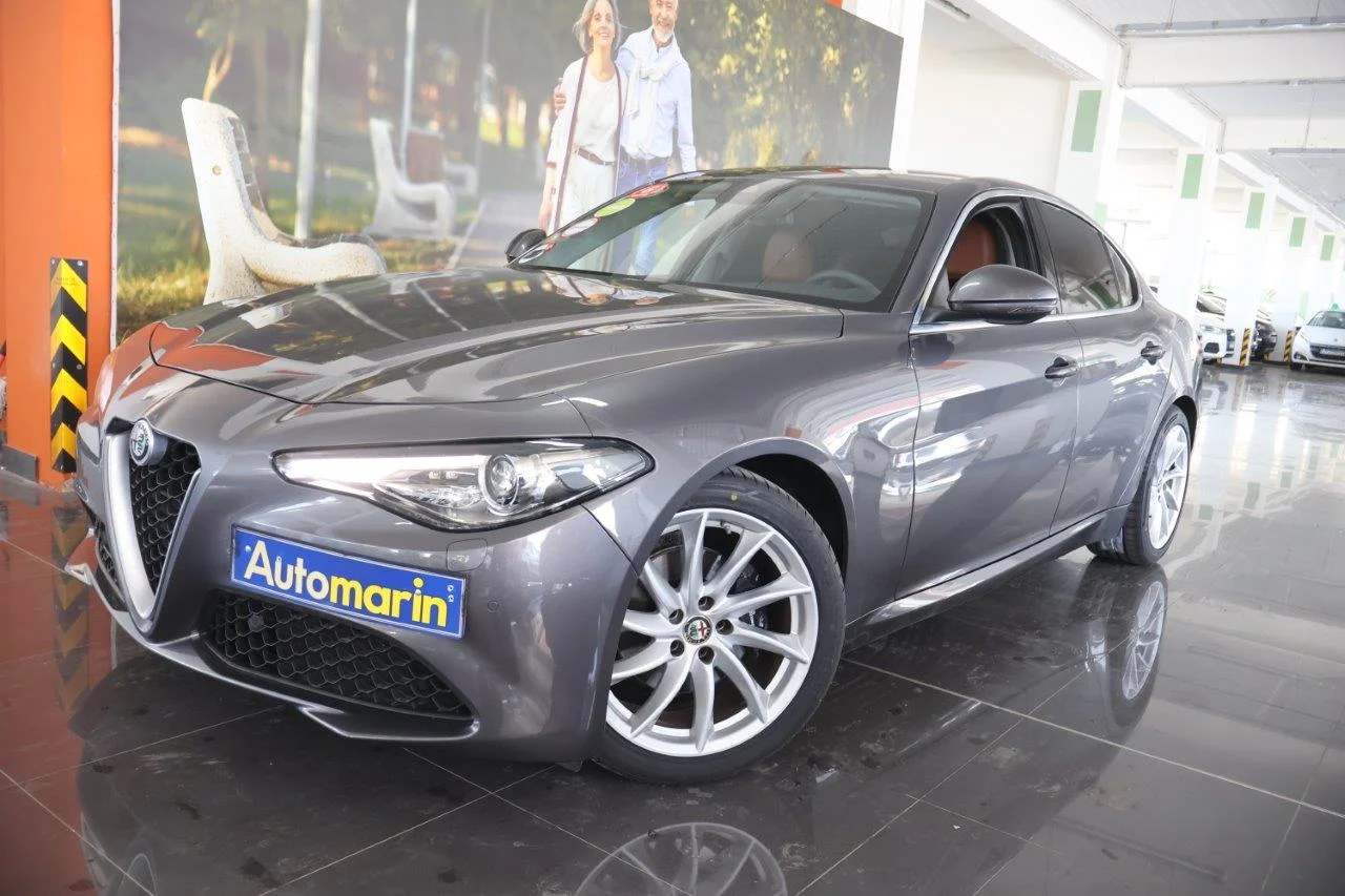 View 1 - Alfa Romeo Giulia - 2017
