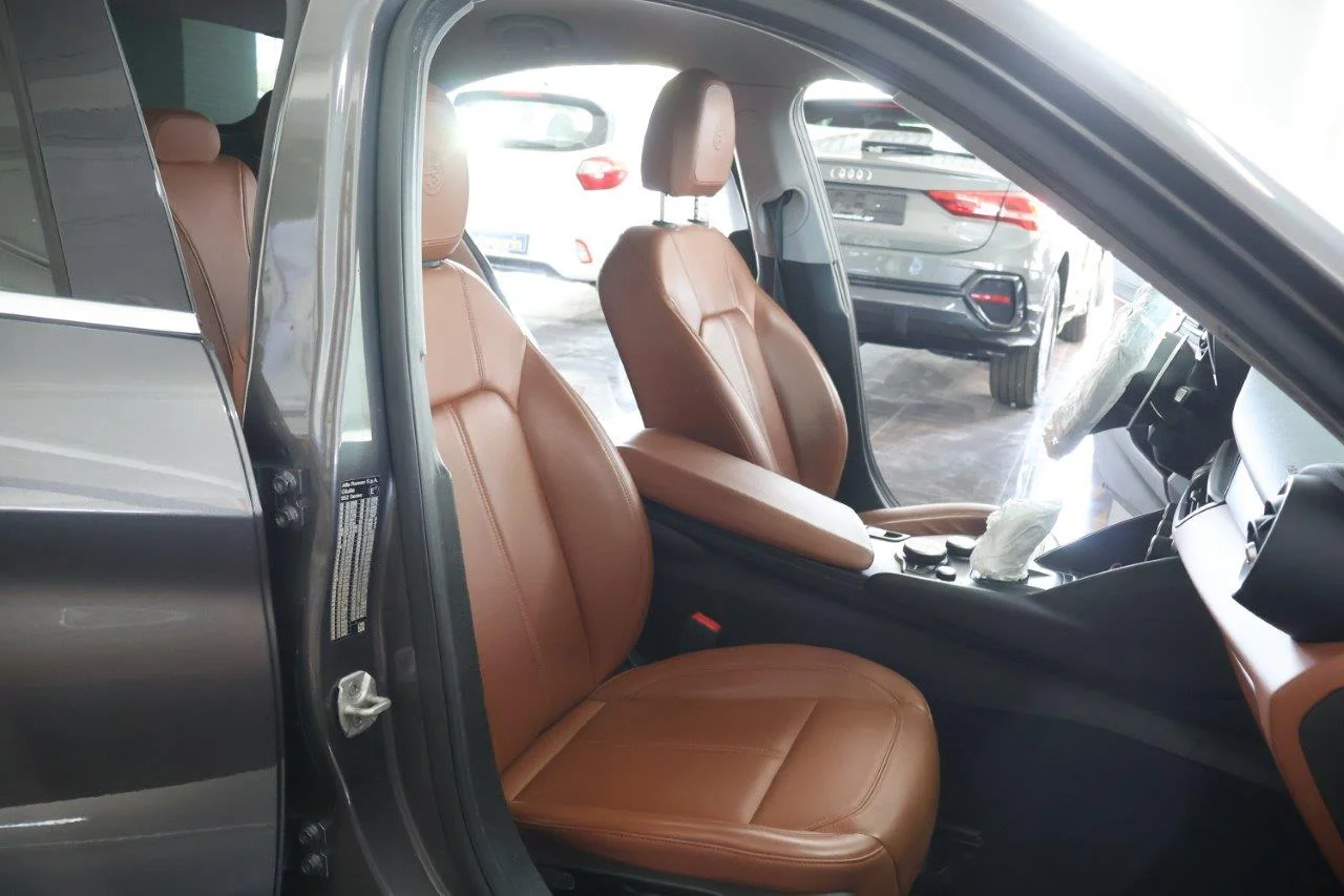 Alfa Romeo Giulia - View model 24