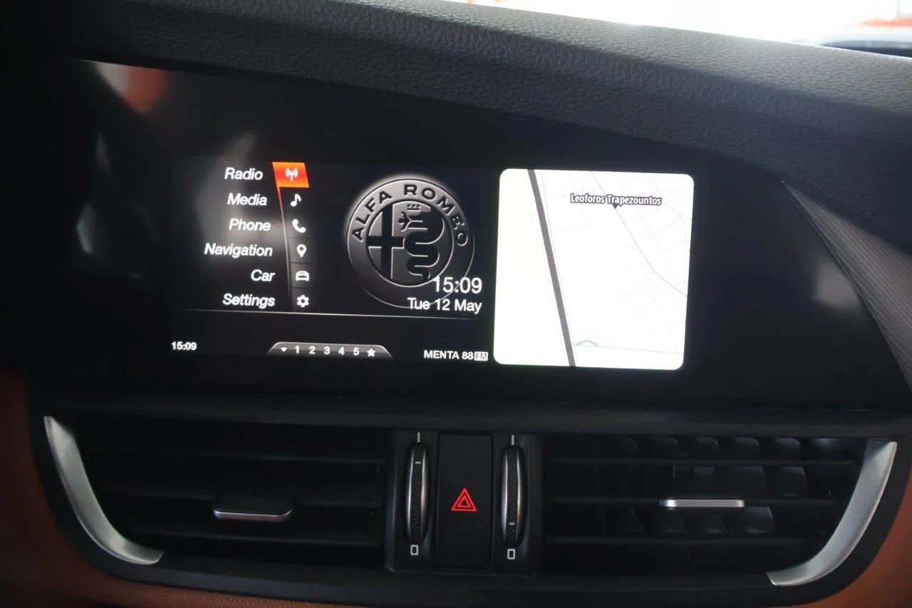 Alfa Romeo Giulia - View model 30