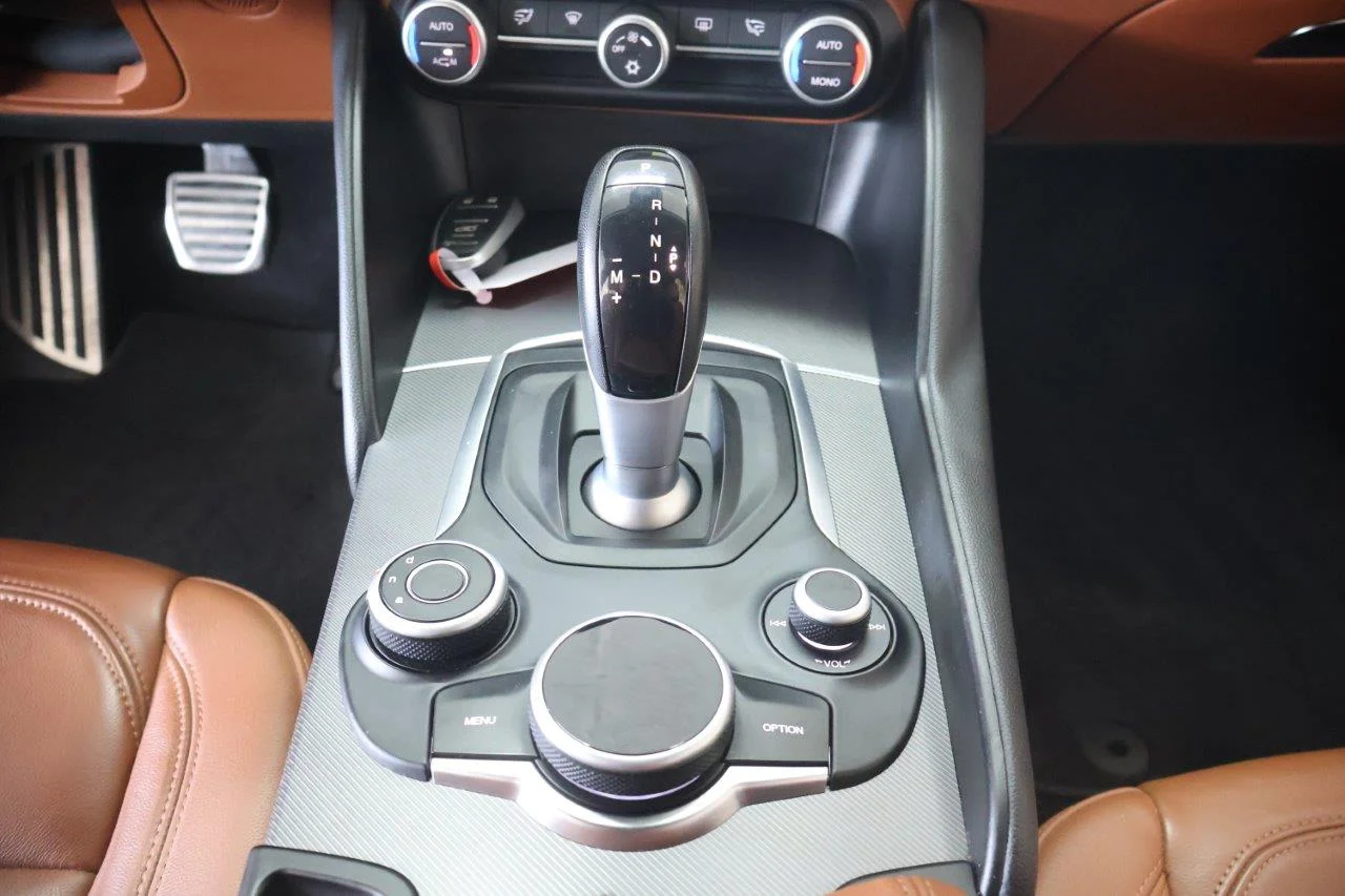 Alfa Romeo Giulia - View model 33