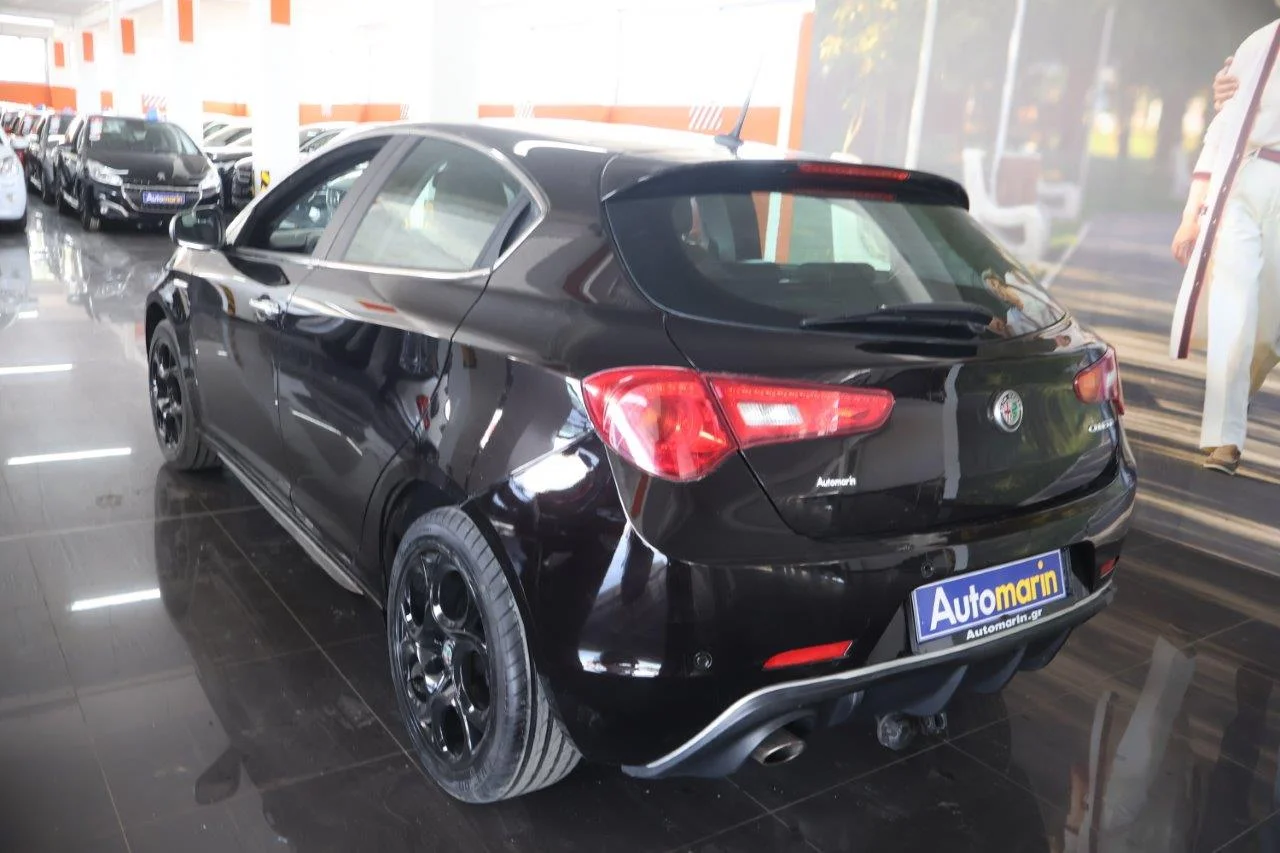 Alfa Romeo Giulietta - View model 6