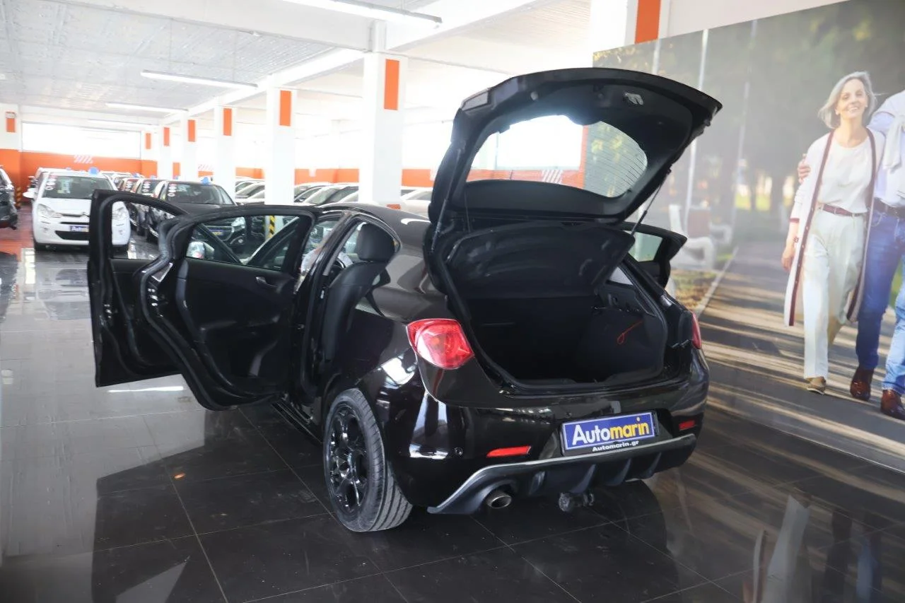 Alfa Romeo Giulietta - View model 9