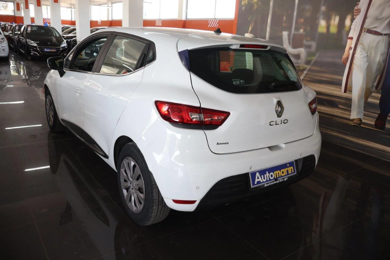 Renault Clio - View model 6