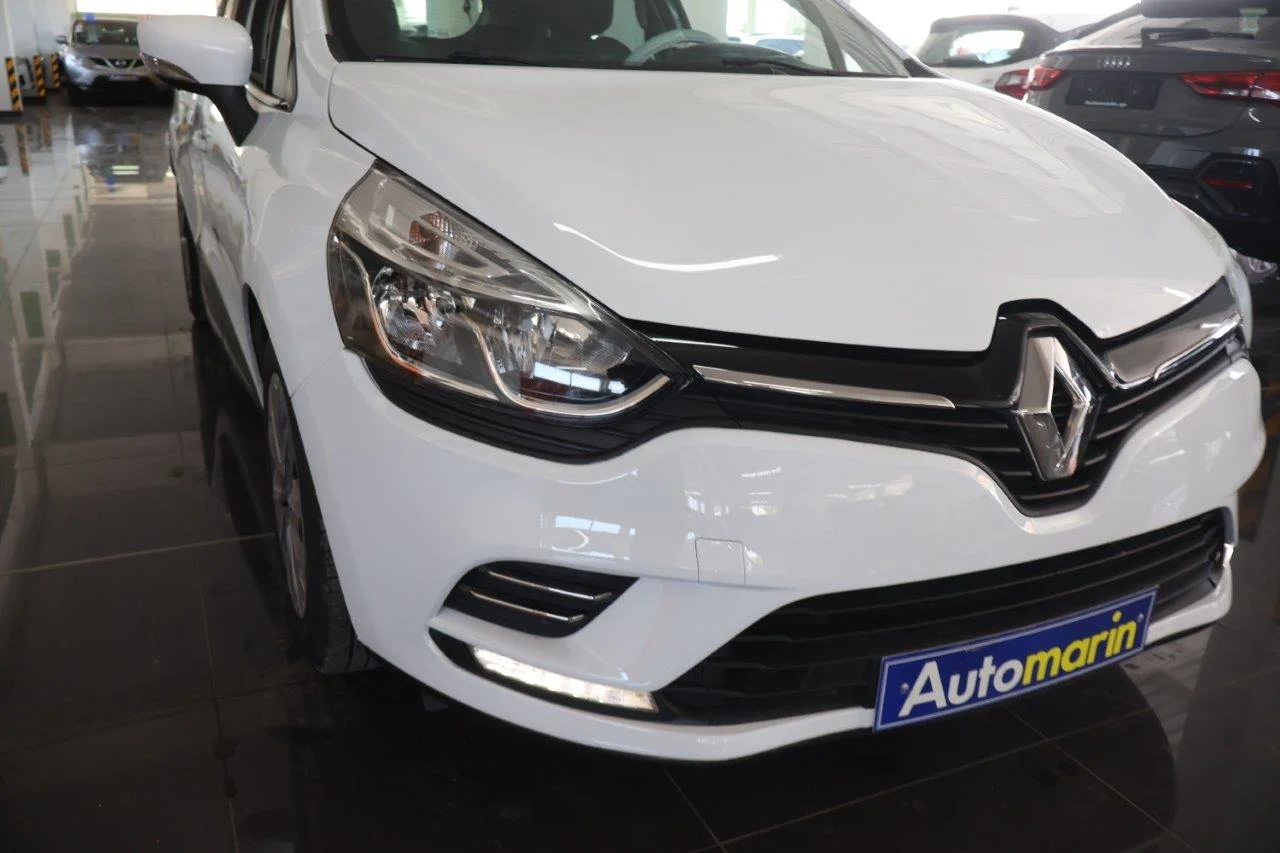 Renault Clio - View model 19