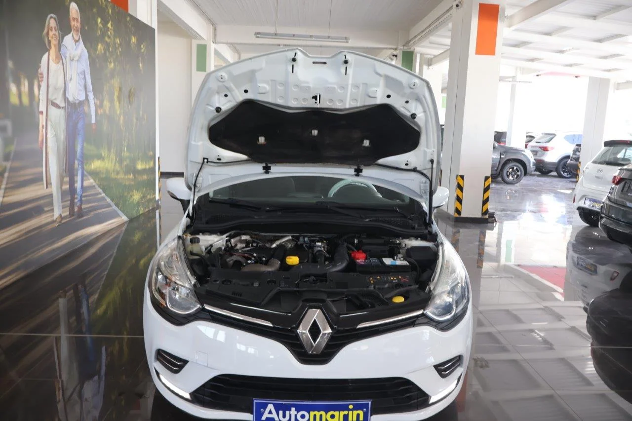 Renault Clio - View model 21