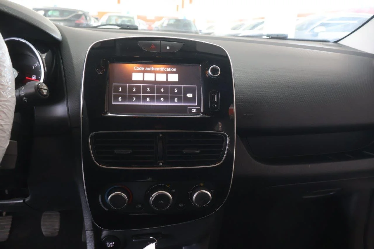 Renault Clio - View model 31