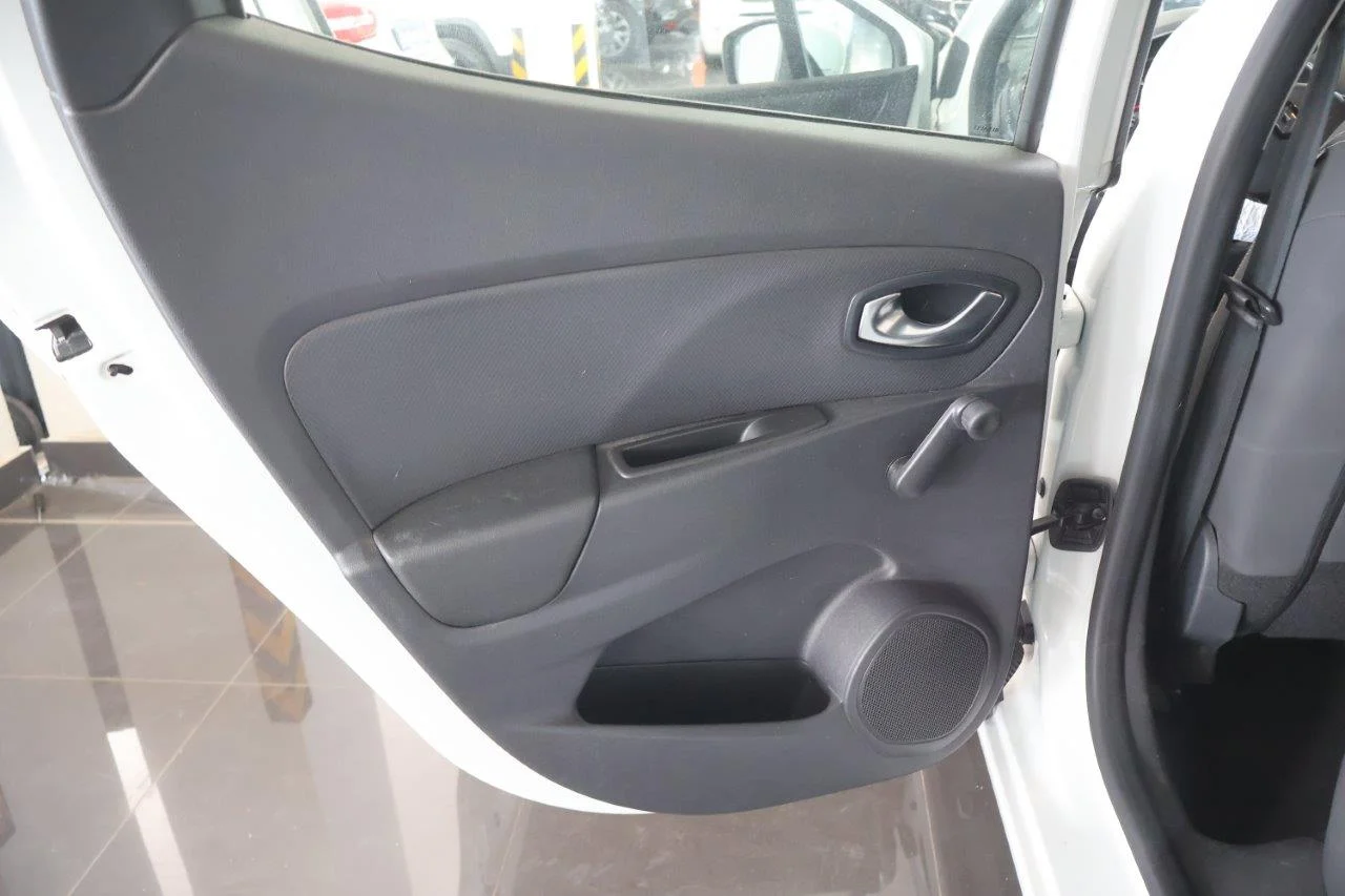 Renault Clio - View model 34