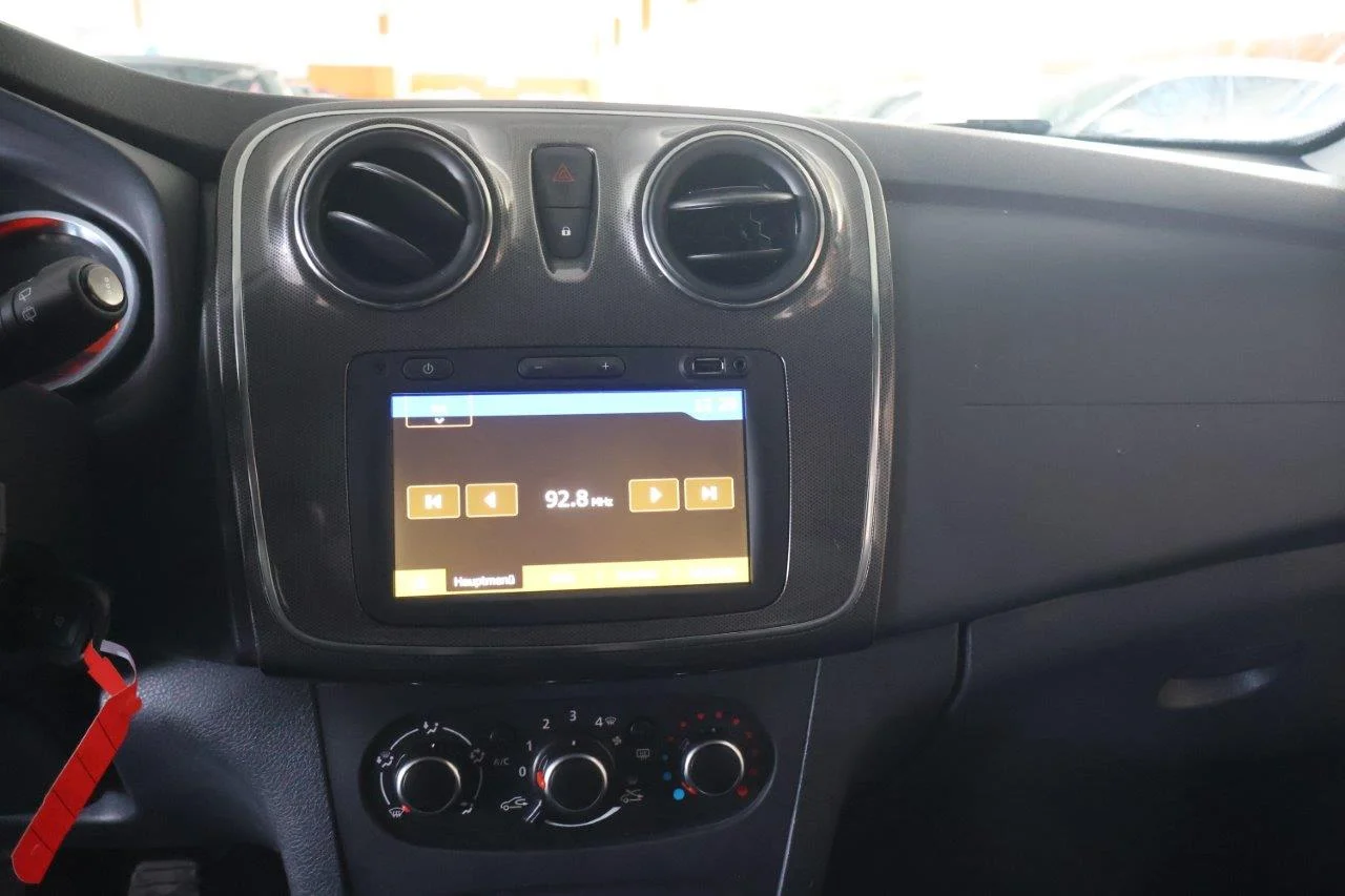 Dacia Sandero - View model 30
