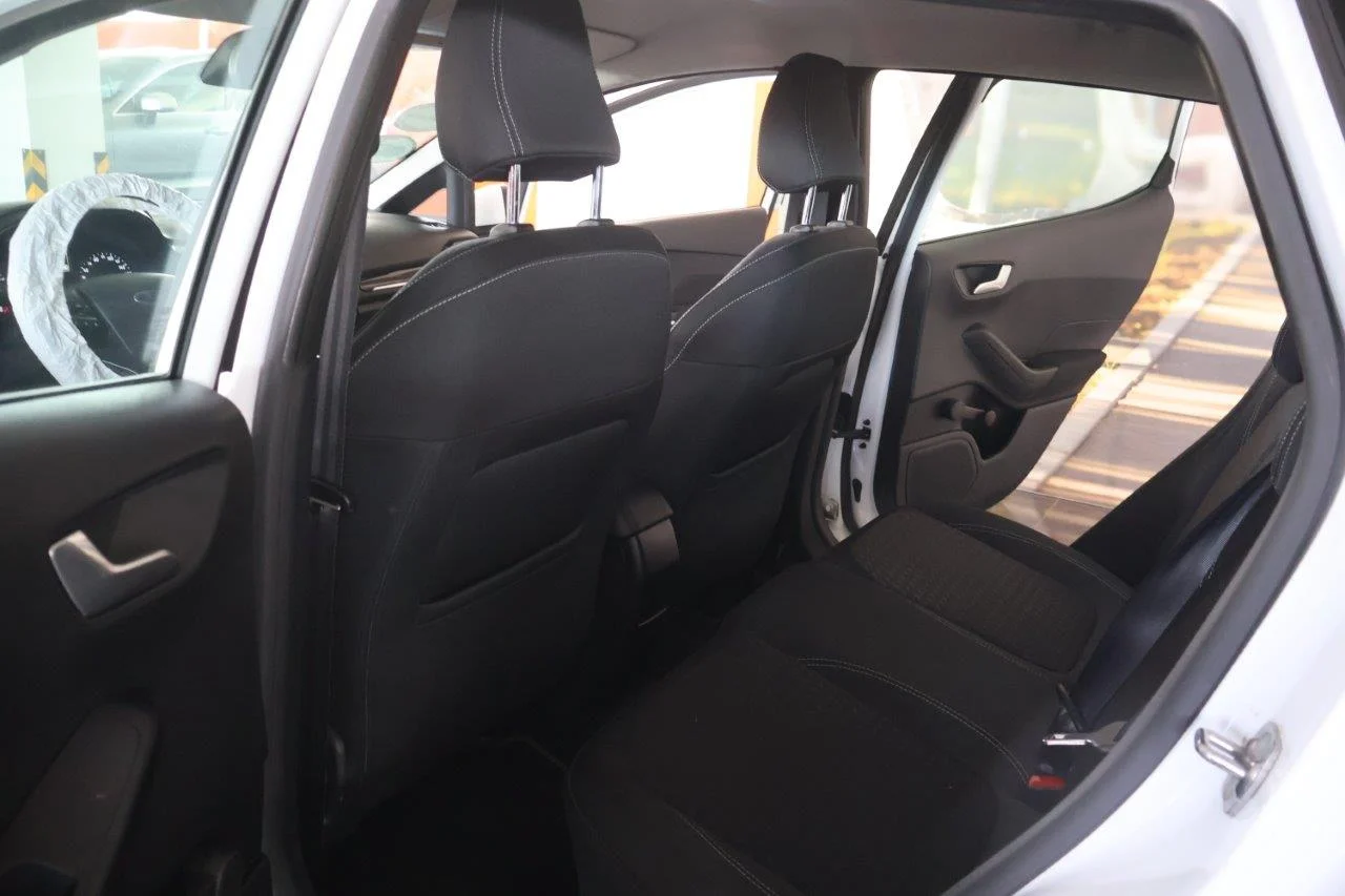 Ford Fiesta - View model 24