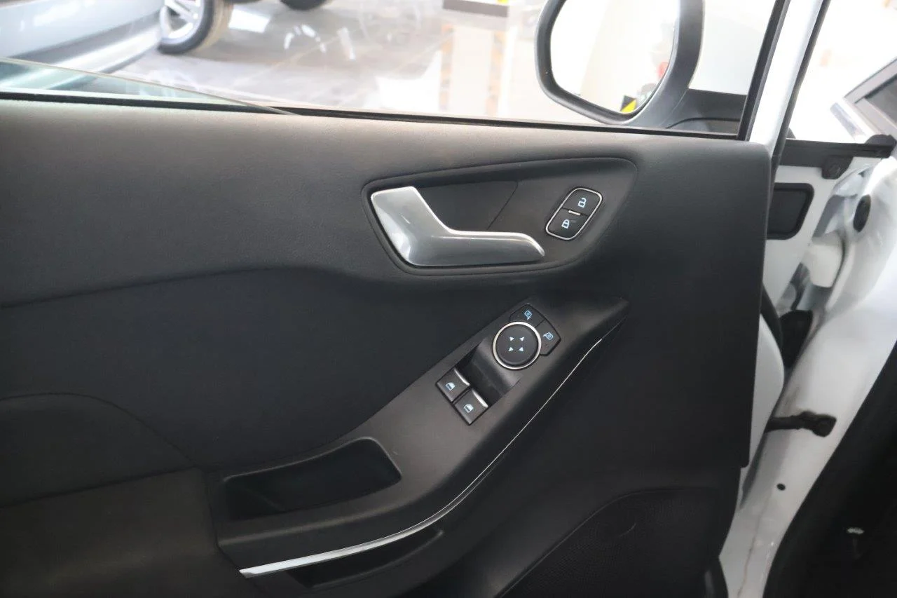 Ford Fiesta - View model 32