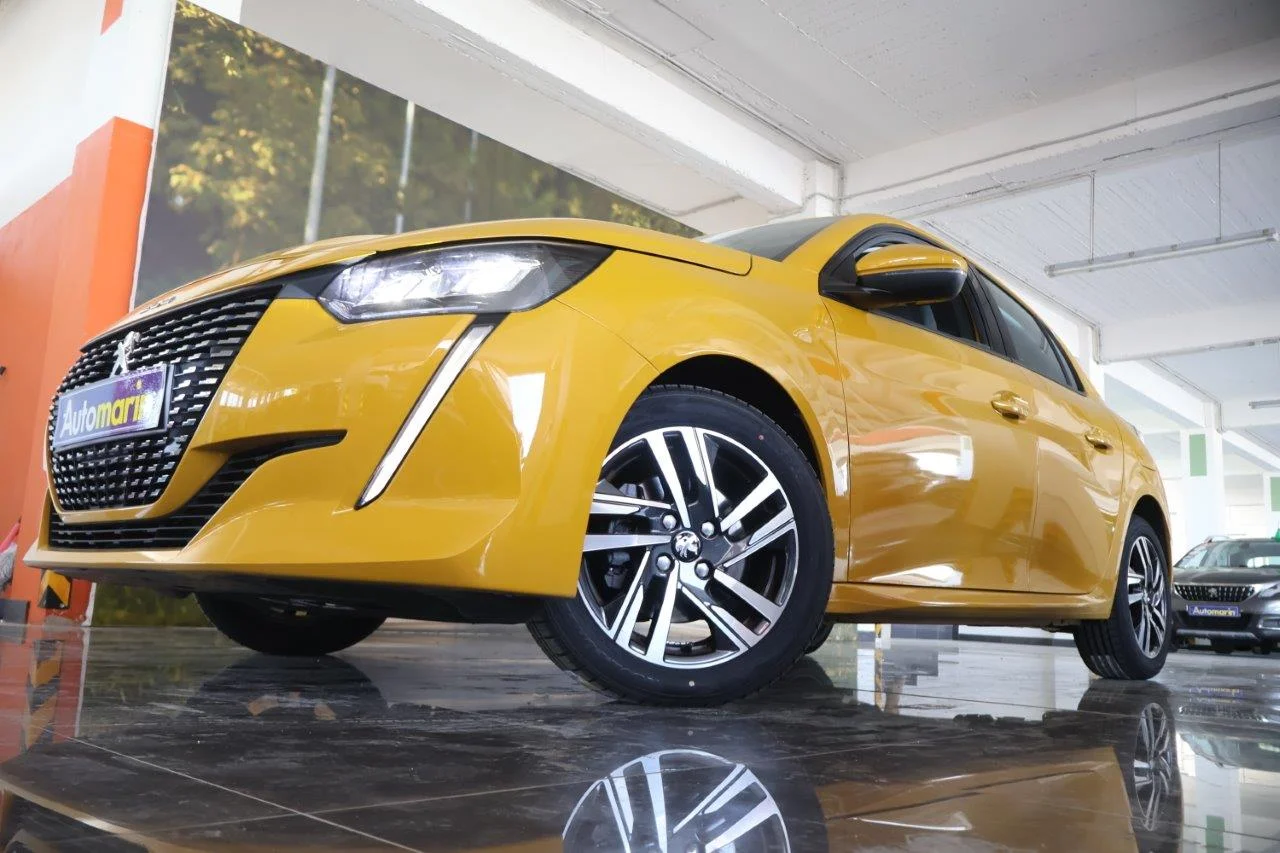 View 2 - Peugeot 208 - 2020