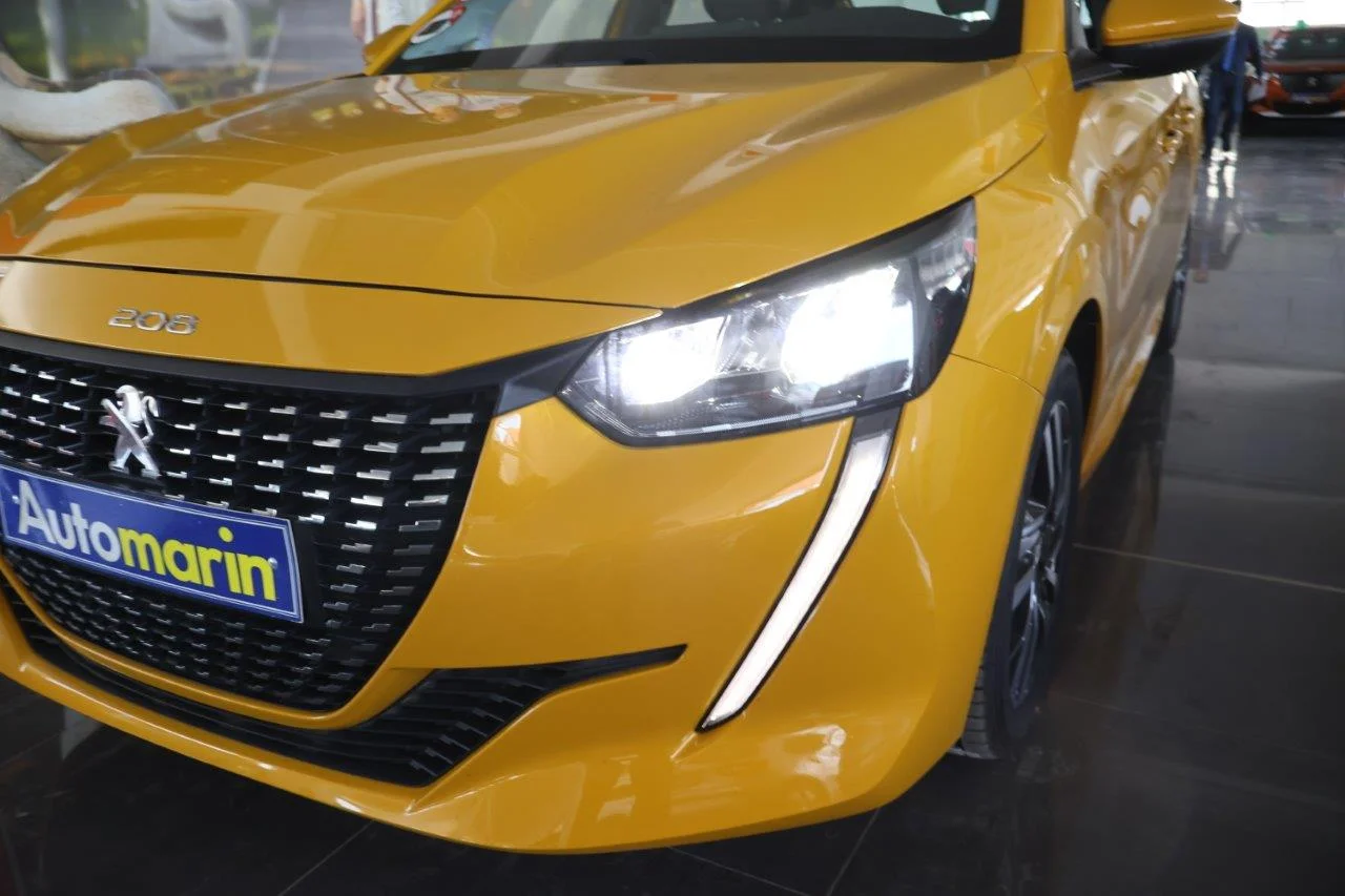 Peugeot 208 - View model 16